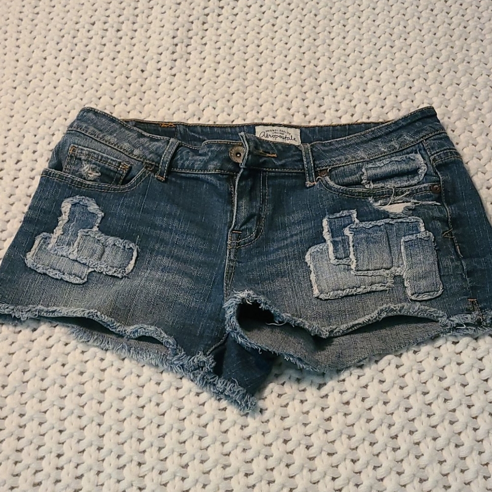 Short shorts